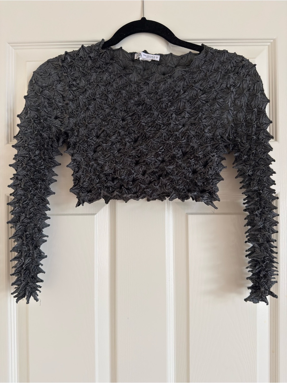 Zara Smocked Textured Crop Top - Black 3D Spikes Size M